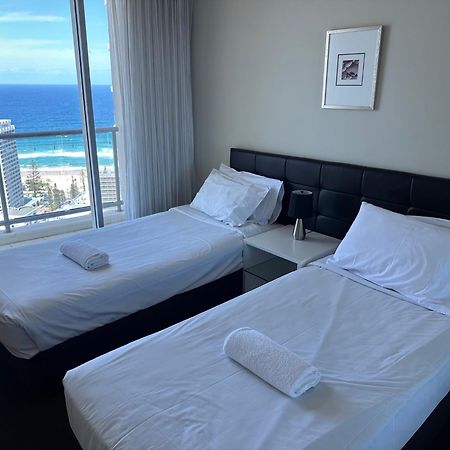 Deluxe Chevron Renaissance Apartment Gold Coast Luaran gambar