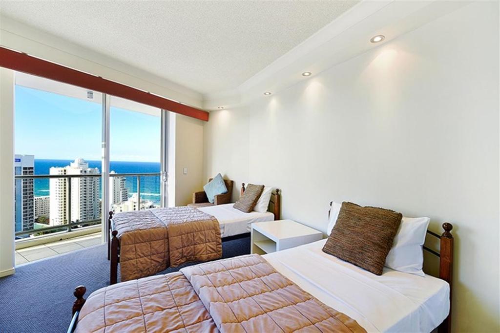 Deluxe Chevron Renaissance Apartment Gold Coast Luaran gambar