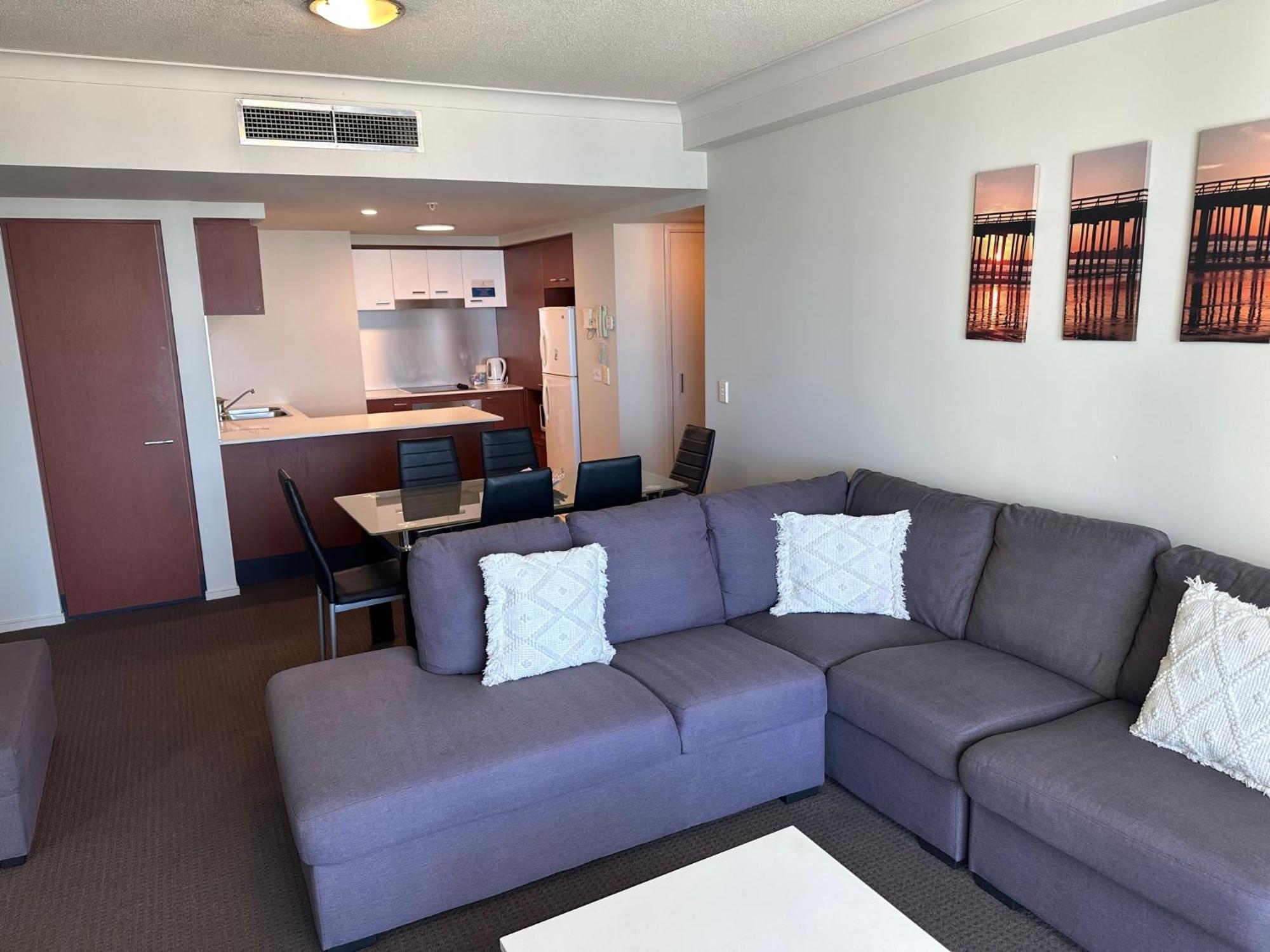 Deluxe Chevron Renaissance Apartment Gold Coast Luaran gambar