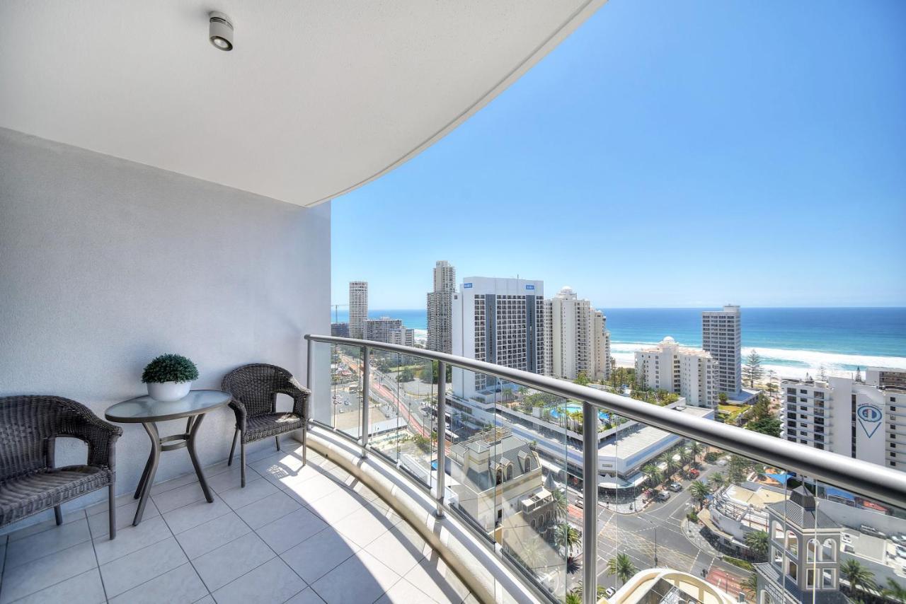 Deluxe Chevron Renaissance Apartment Gold Coast Luaran gambar